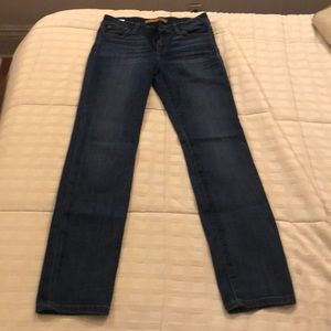 Joe's Straight leg jeans